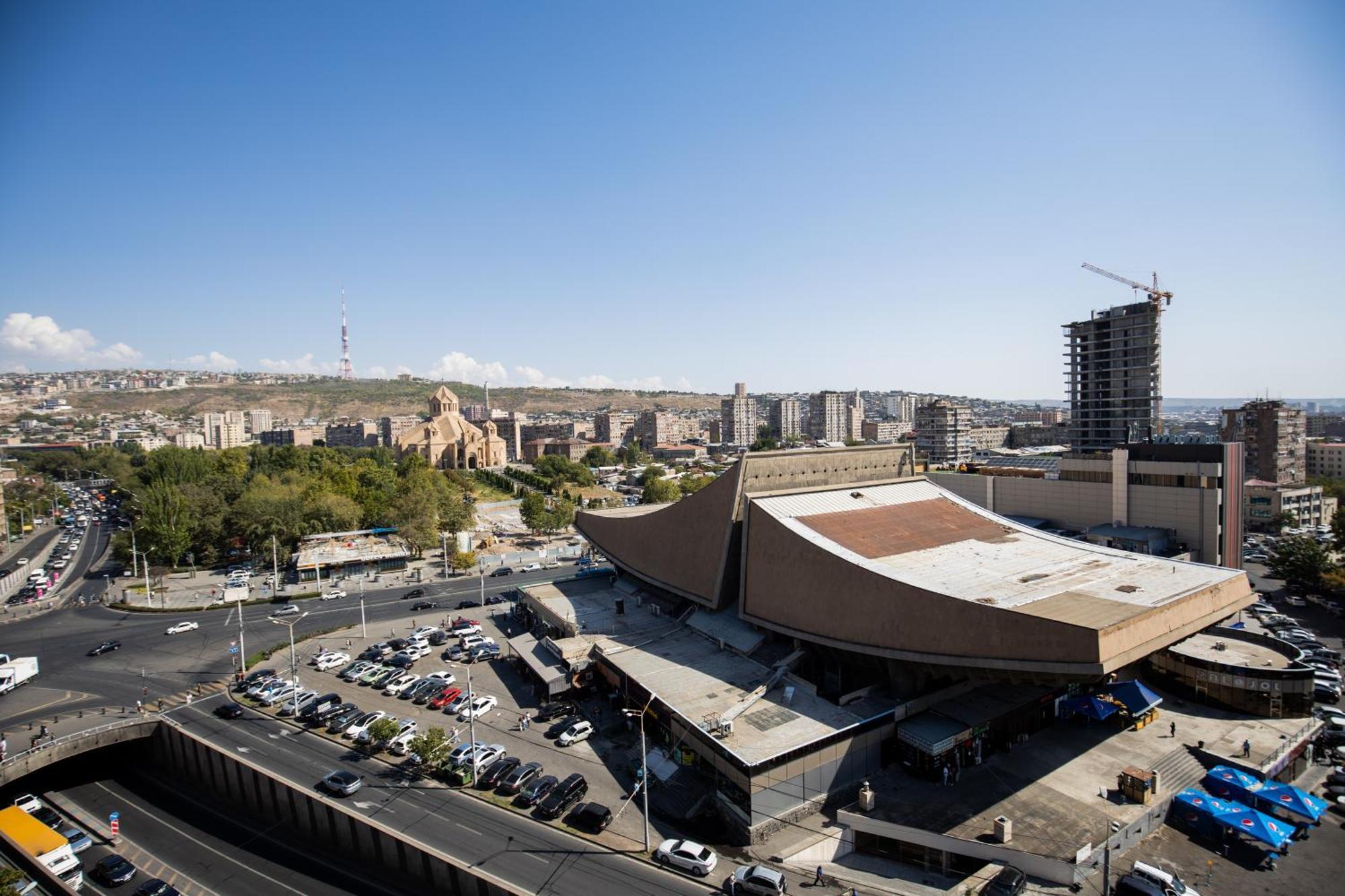 Hotel Tigran Mets Erywań Zewnętrze zdjęcie